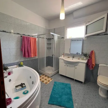 Nefeli Luxury Ferienhaus *